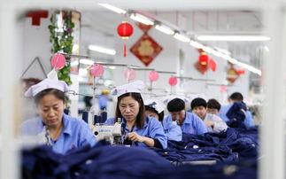 青岛服装厂爆料视频最新,揭秘行业黑幕，工人权益受损引关注  第2张