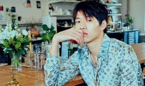 娱乐圈狗仔最新爆料视频,揭秘明星私生活大揭秘! 第1张 娱乐圈狗仔最新爆料视频,揭秘明星私生活大揭秘! 第1张